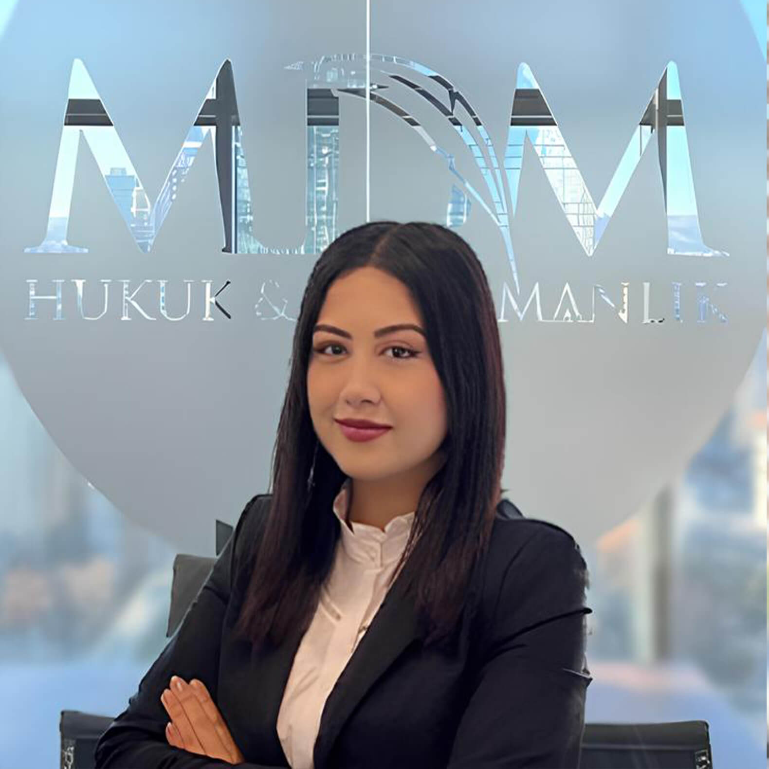 Asena Unlu 1